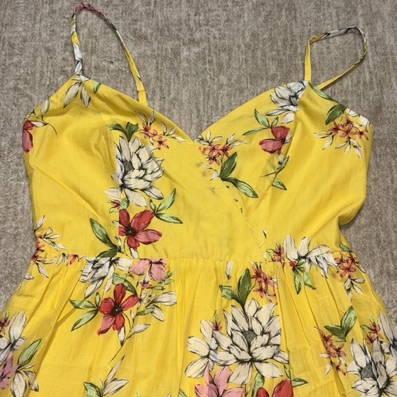 Vince Camuto sz 4 Small Yellow Spring Summer dress lined floral - Picture 3 of 7